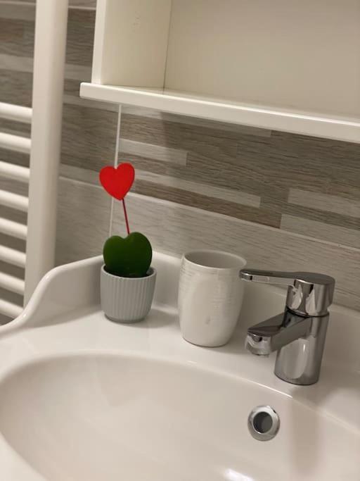 Appartamento Mirsie ボローニャ エクステリア 写真